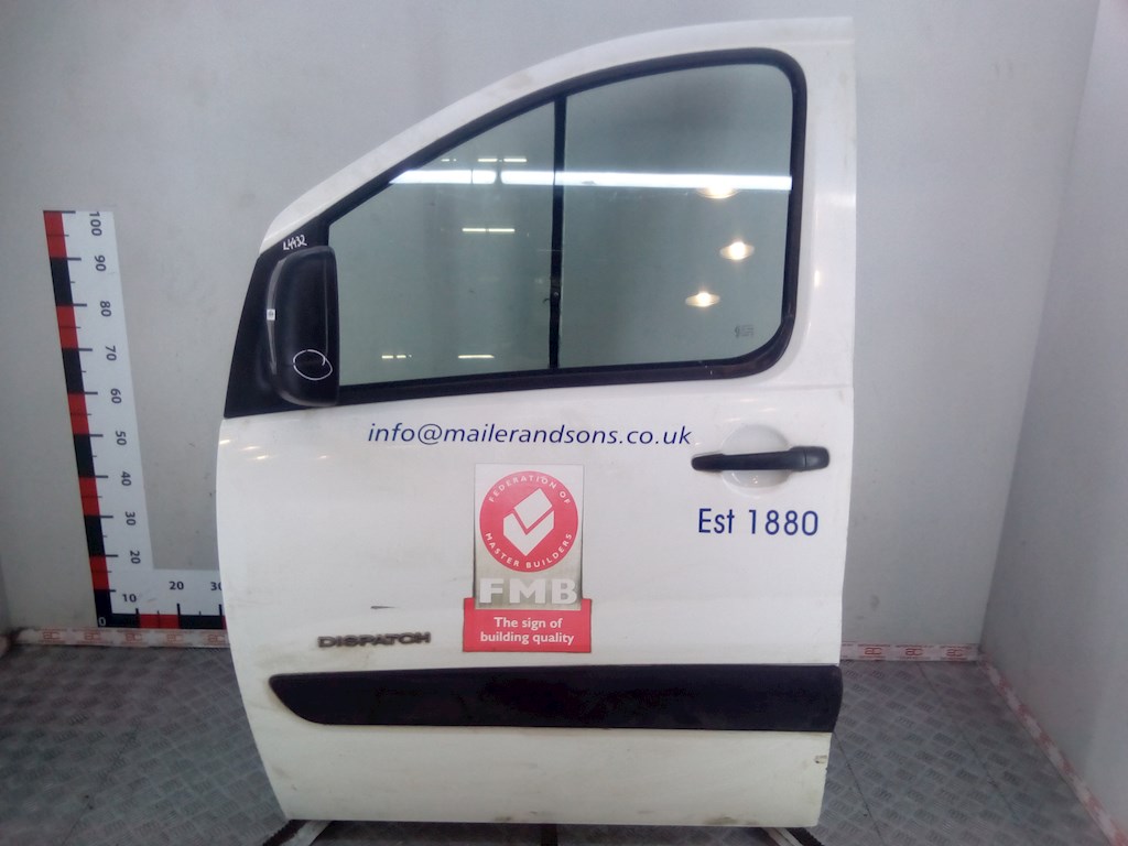 

Дверь передняя левая Citroen Jumpy (Dispatch) 2 (X), Jumpy (Dispatch) 2 (X)