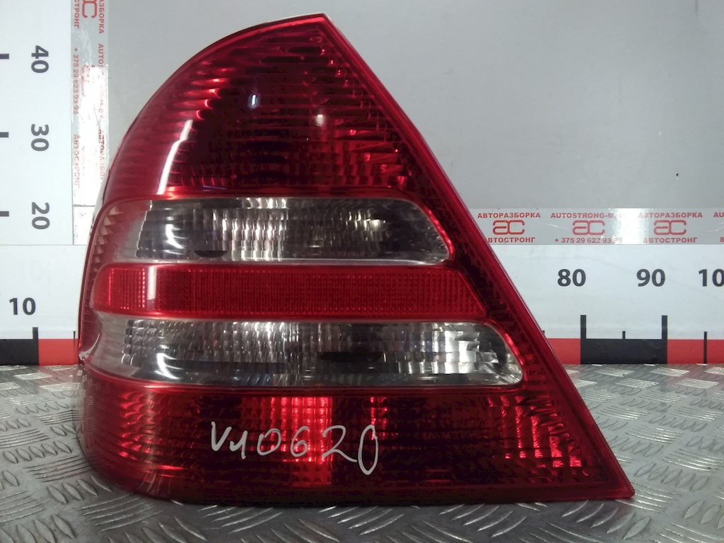 

Фонарь задний левый Mercedes W203 (C Class), W203 (C Class)