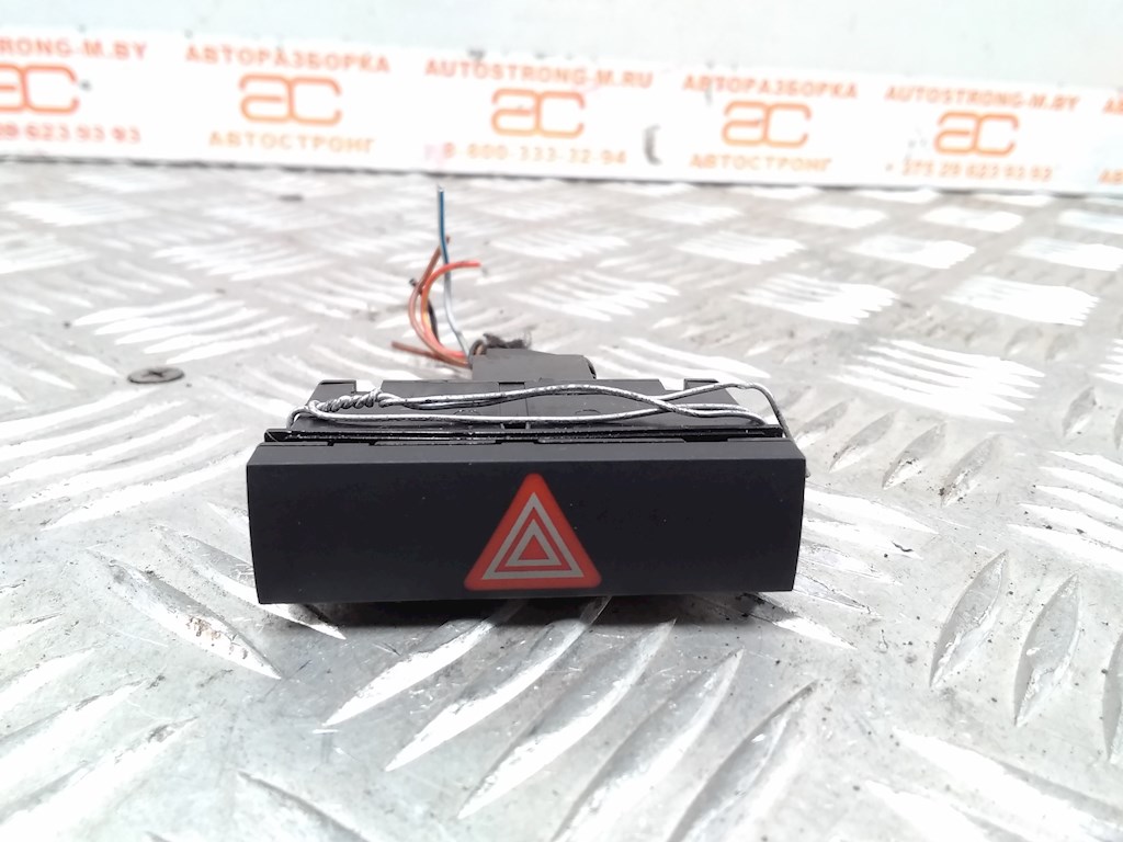 

Кнопка аварийки Audi A6 C6, A6 C6