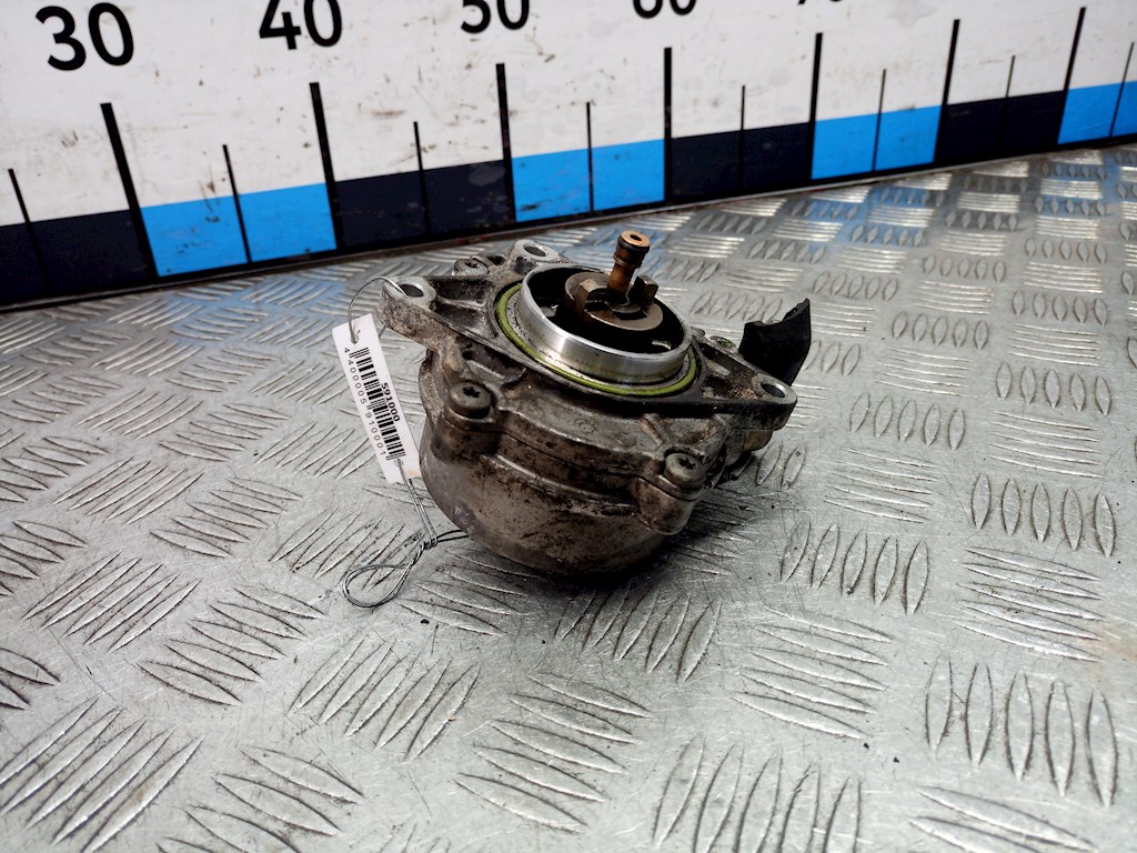 

Насос вакуумный Volkswagen Passat 5 GP, Passat 5 GP