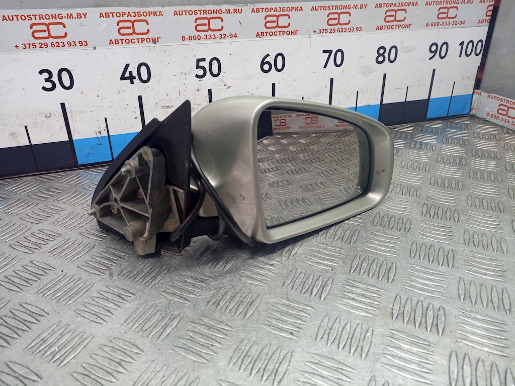 

Зеркало боковое правое Audi A4 B6, A4 B6