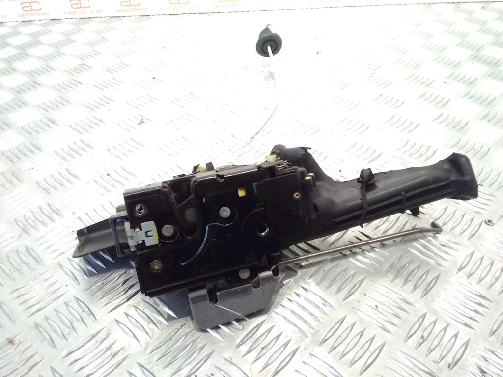

Замок двери передней правой Audi A4 B6, A4 B6