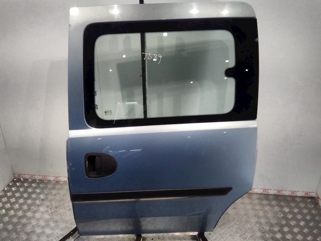 

Дверь сдвижная левая Opel Combo C, Combo C