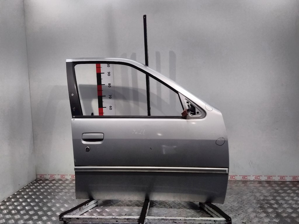 

Дверь передняя правая Peugeot 306, 306