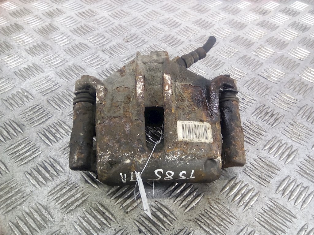 

Суппорт передний левый Peugeot 206, 206