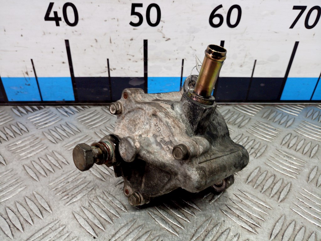 

Насос вакуумный Toyota Corolla 9, Corolla 9
