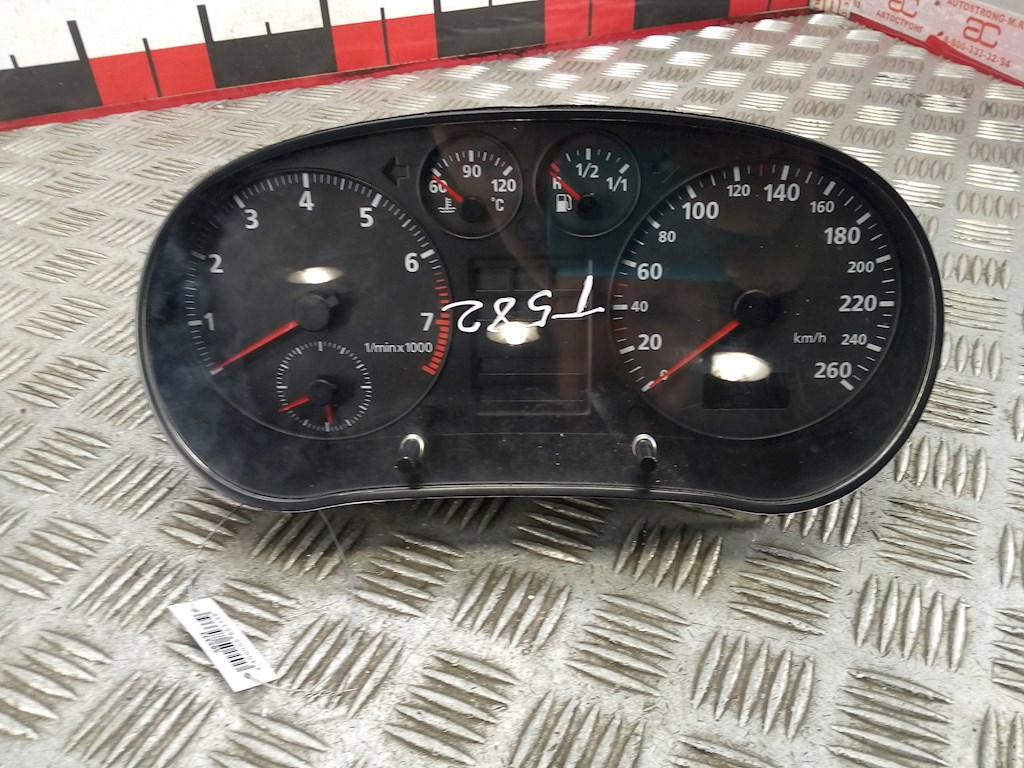 

Панель приборная (щиток приборов) Audi A3 8L, A3 8L
