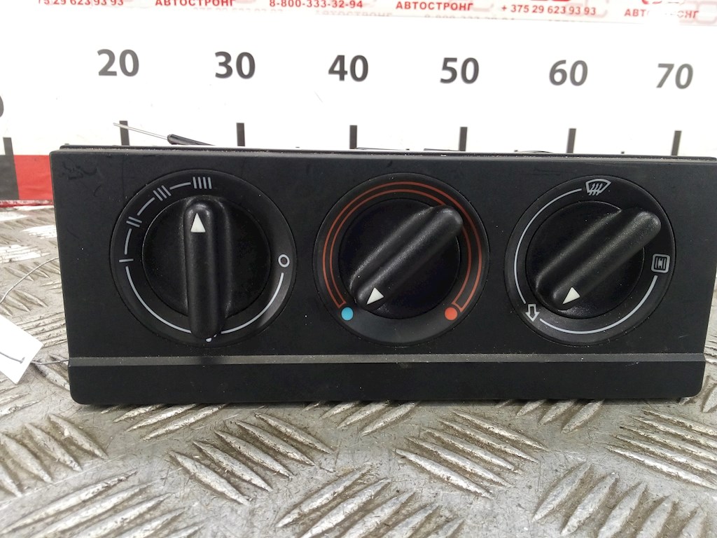 

Переключатель печки Audi 80 B4, 80 B4