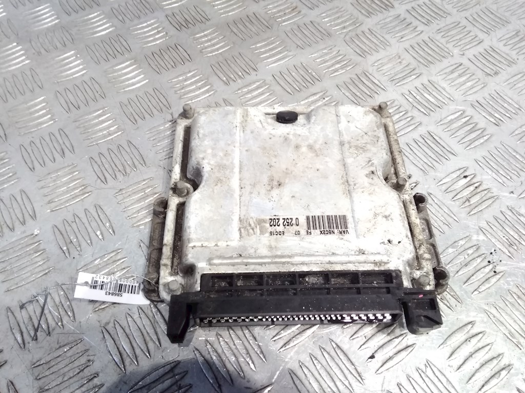 

Блок управления двигателем Peugeot 306, 306