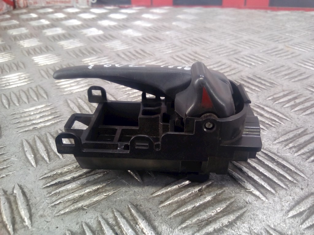 

Ручка двери внутренняя передняя левая Nissan Almera N16, Almera N16