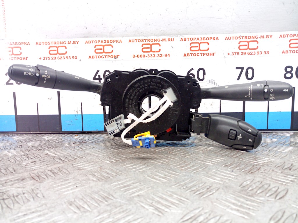 

Переключатель поворотов и дворников (стрекоза) Citroen C2, C2