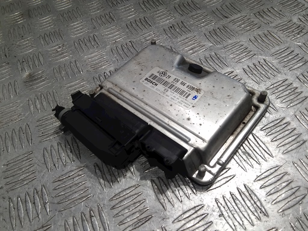 

Блок управления двигателем Volkswagen Golf 4, Golf 4