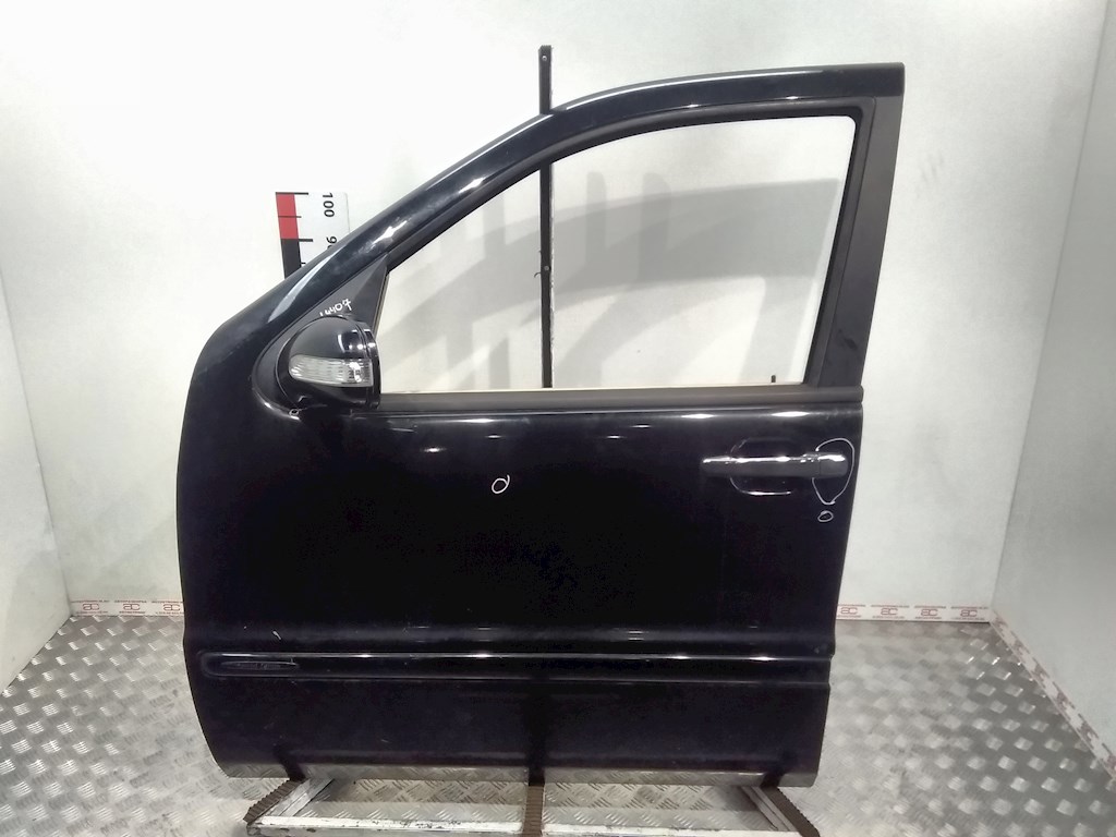 

Дверь передняя левая Mercedes W163 (ML Class), W163 (ML Class)