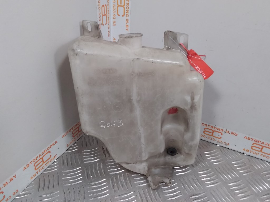 

Бачок омывателя Volkswagen Golf 3, Golf 3
