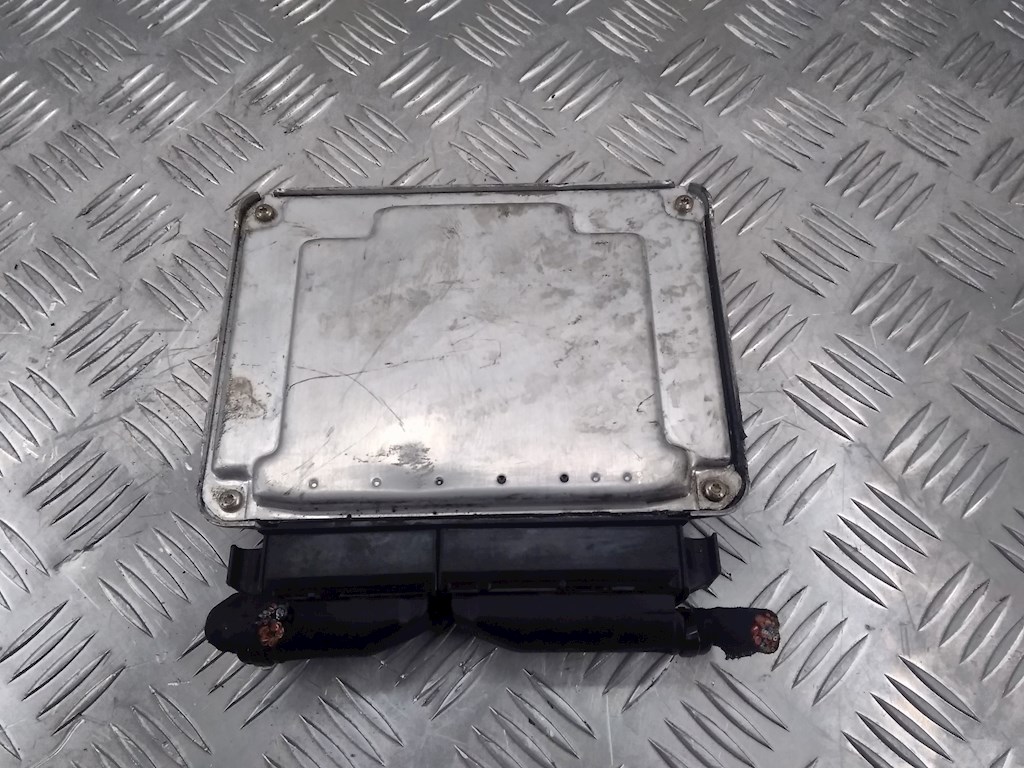 

Блок управления двигателем Volkswagen Passat 5, Passat 5