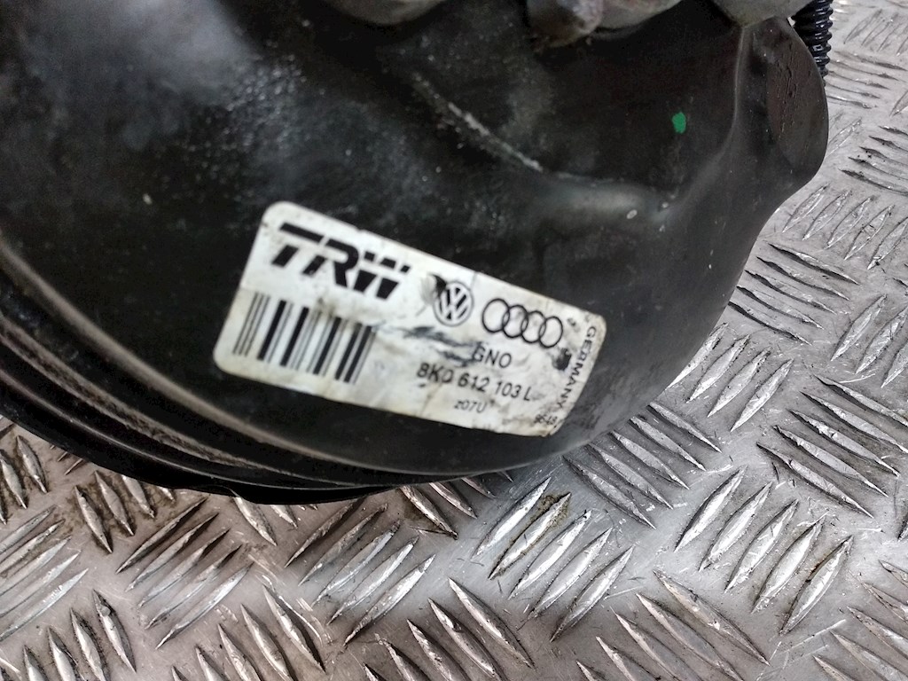 

Усилитель тормозов вакуумный Audi A4 B8, A4 B8