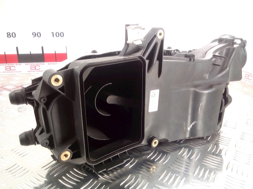 

Корпус воздушного фильтра Mercedes Vito (W639), Vito (W639)