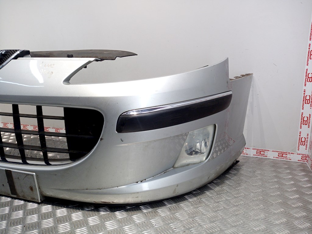 

Бампер передний Peugeot 407, 407