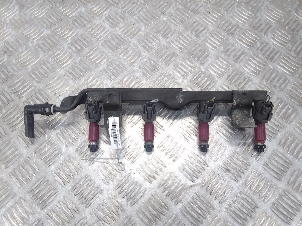 

Рампа топливная Mazda 3 BK, 3 BK