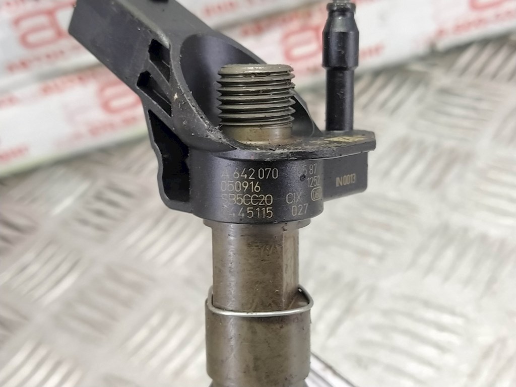 

Форсунка дизельная электрическая Mercedes W211 (E Class), W211 (E Class)