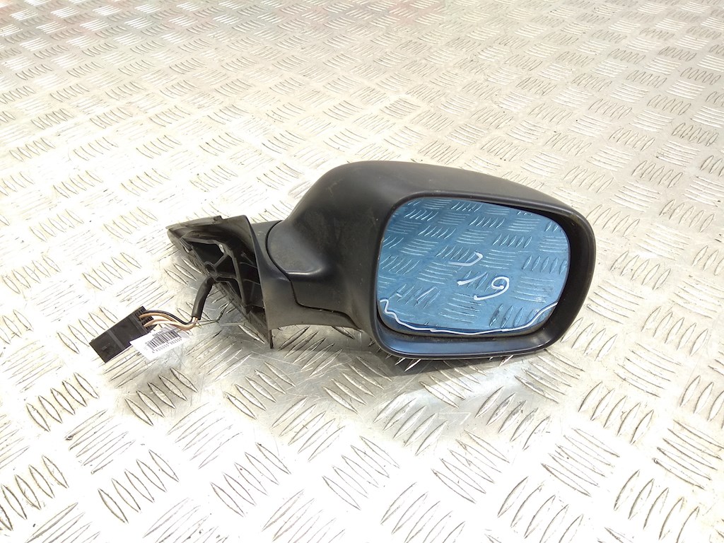 

Зеркало боковое правое Audi A4 B5, A4 B5
