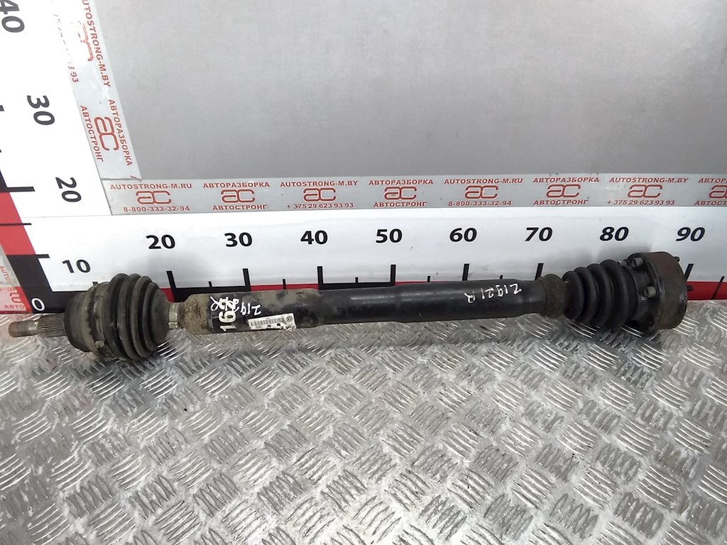 

Полуось передняя правая (приводной вал шрус) Audi A3 8L, A3 8L