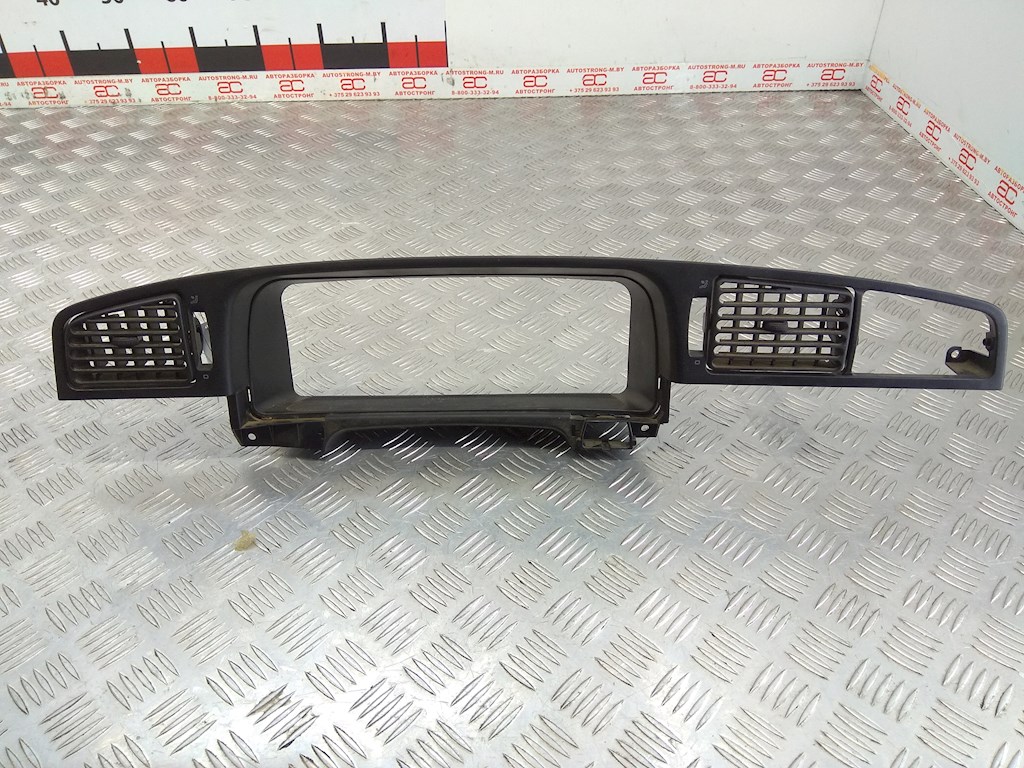 

Накладка декоративная на торпедо Volkswagen Passat 4, Passat 4