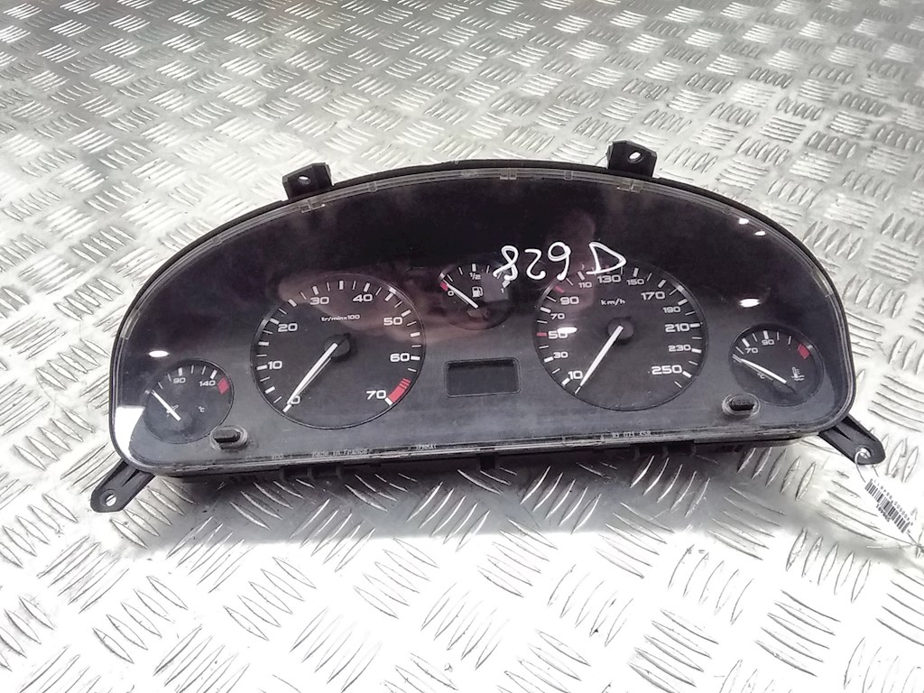 

Панель приборная (щиток приборов) Peugeot 406, 406