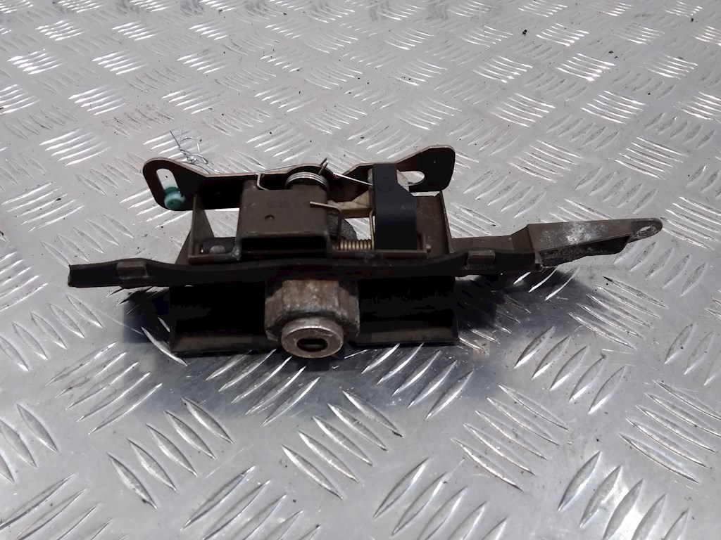 

Ручка крышки багажника Peugeot 406, 406