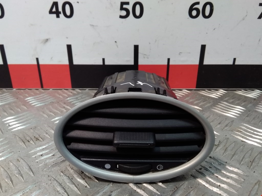 

Дефлектор обдува салона Ford Focus 2, Focus 2