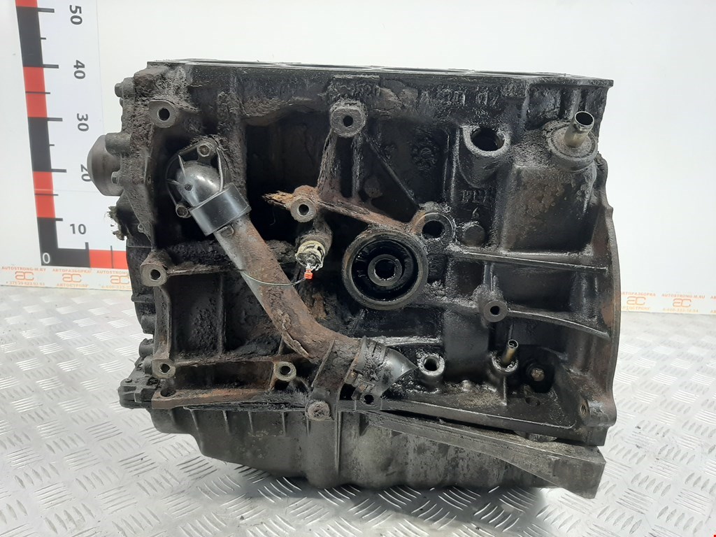 

Блок двигателя (картер) Opel Vivaro, Vivaro