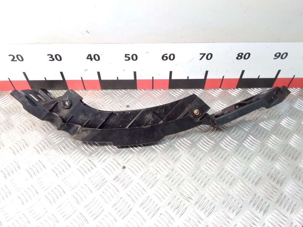 

Кронштейн (крепление) фары правый Volkswagen Polo (6R1), Polo (6R1)