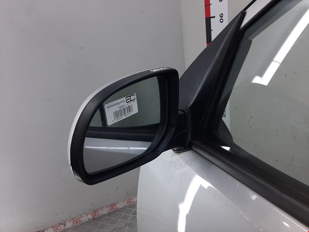 

Зеркало боковое левое Hyundai i10, i10
