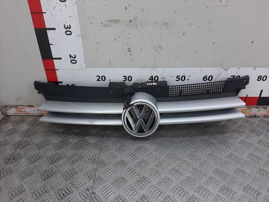 

Решетка радиатора Volkswagen Golf 4, Golf 4