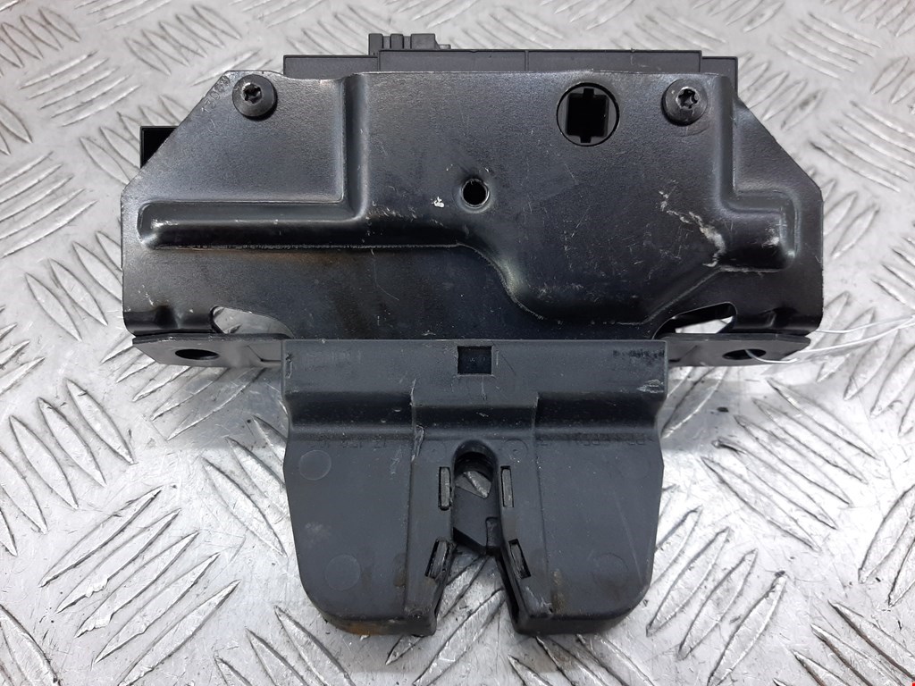 

Замок крышки (двери) багажника Opel Vectra C, Vectra C
