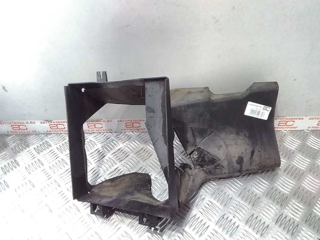 

Воздухозаборник (наружный) Volkswagen Passat 5 GP, Passat 5 GP