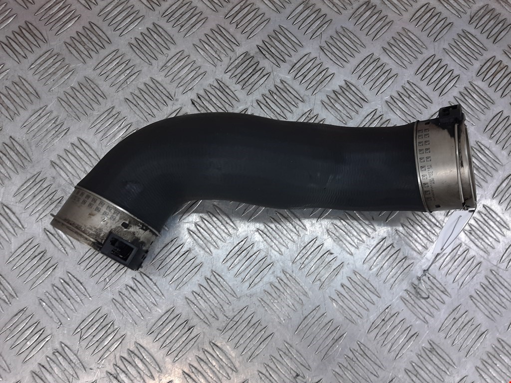 

Патрубок интеркулера BMW 7 Series (F01/F02/F04), 7 Series (F01/F02/F04)