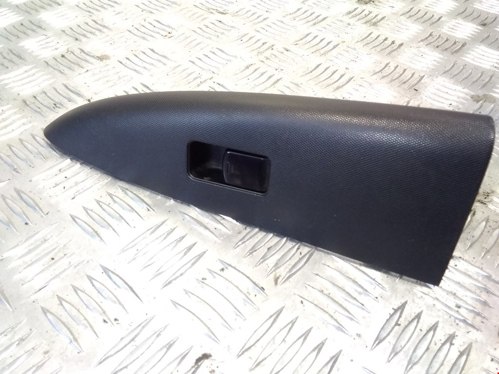 

Кнопка стеклоподъемника Nissan Note, Note