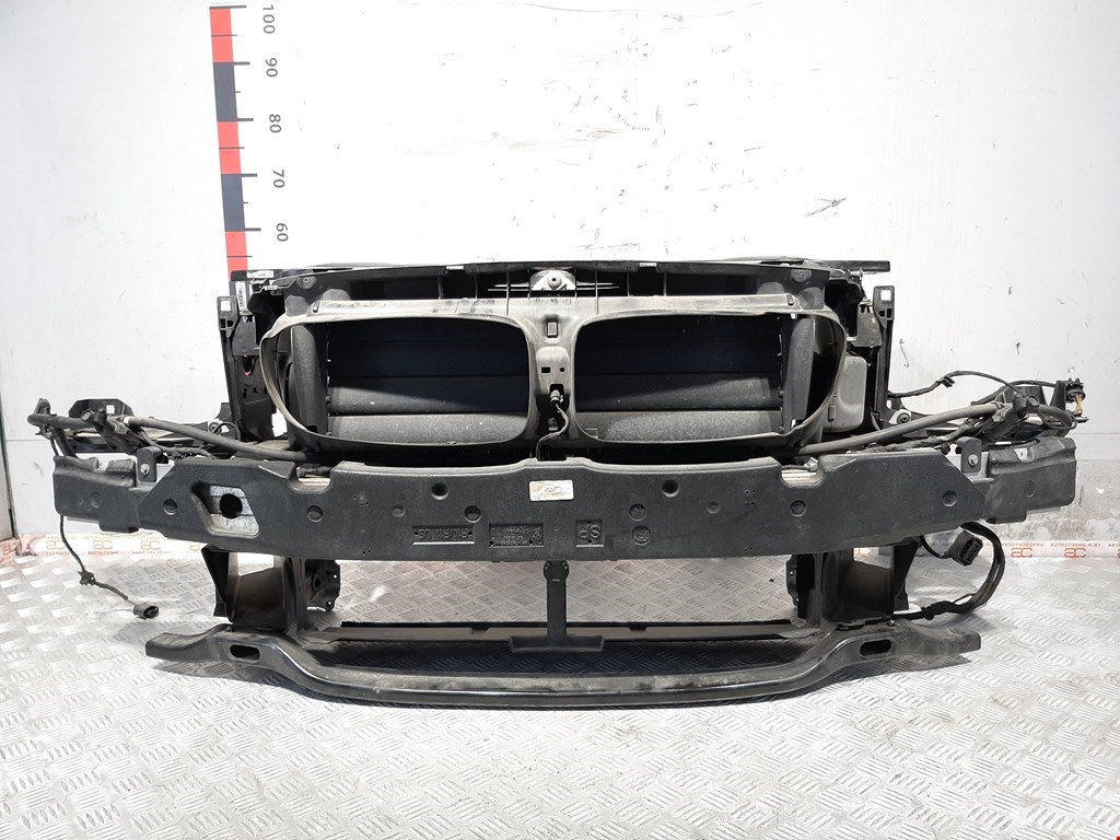 

Панель передняя (телевизор) BMW 5 Series (F10/F11), 5 Series (F10/F11)