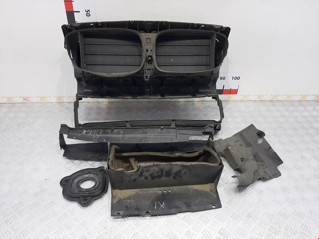 

Воздухозаборник (наружный) BMW 7 Series (F01/F02/F04), 7 Series (F01/F02/F04)