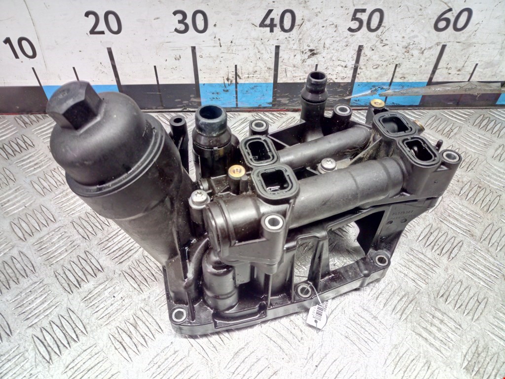 

Корпус масляного фильтра BMW 7 Series (F01/F02/F04), 7 Series (F01/F02/F04)