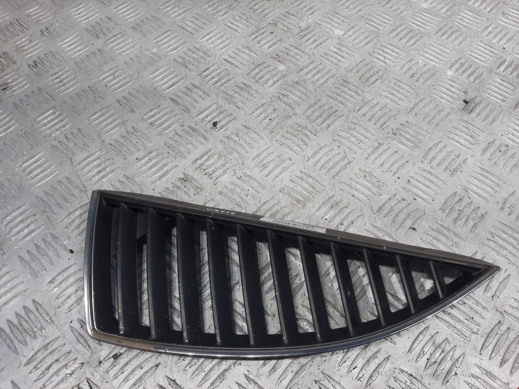 

Решетка радиатора Mitsubishi Lancer 8, Lancer 8