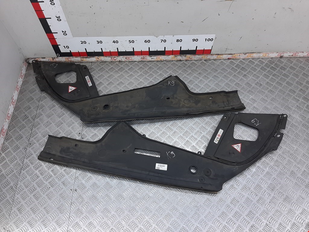 

Накладка декоративная (на рамку радиатора) BMW 7 Series (F01/F02/F04), 7 Series (F01/F02/F04)