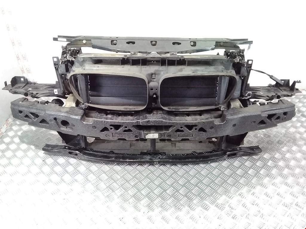 

Панель передняя (телевизор) BMW 5 Series (F10/F11), 5 Series (F10/F11)