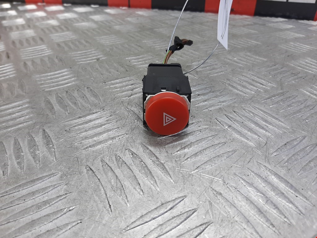 

Кнопка аварийки Seat Leon 2, Leon 2