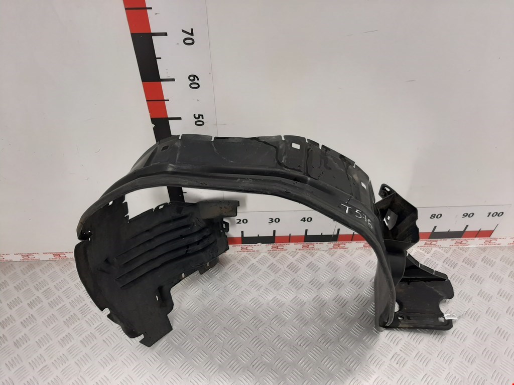 

Подкрылок (защита крыла) передний левый Mercedes W210 (E Class), W210 (E Class)