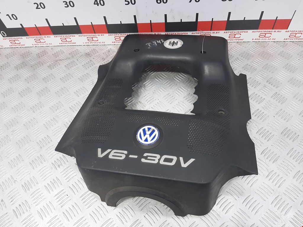 

Накладка декоративная (на ДВС) Volkswagen Passat 5, Passat 5