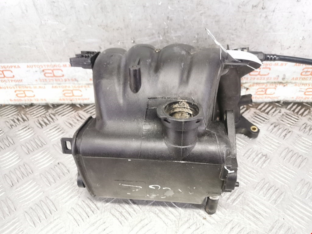 

Коллектор впускной Peugeot 206, 206