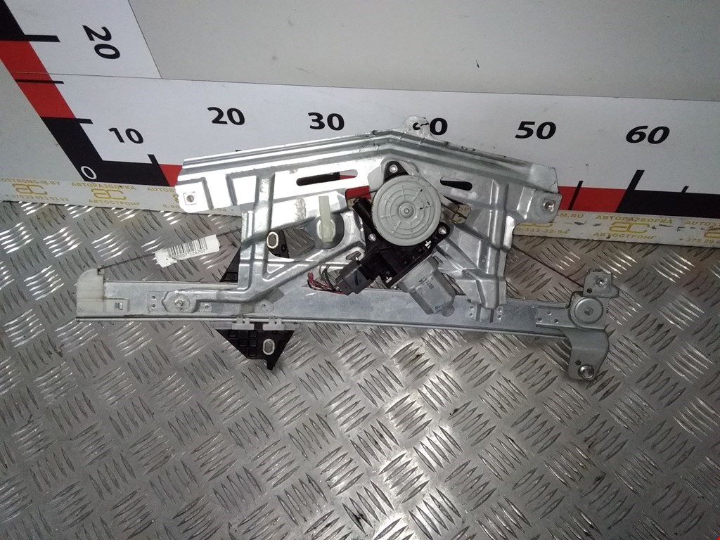 

Стеклоподъемник электрический двери передней правой Honda Civic 8, Civic 8