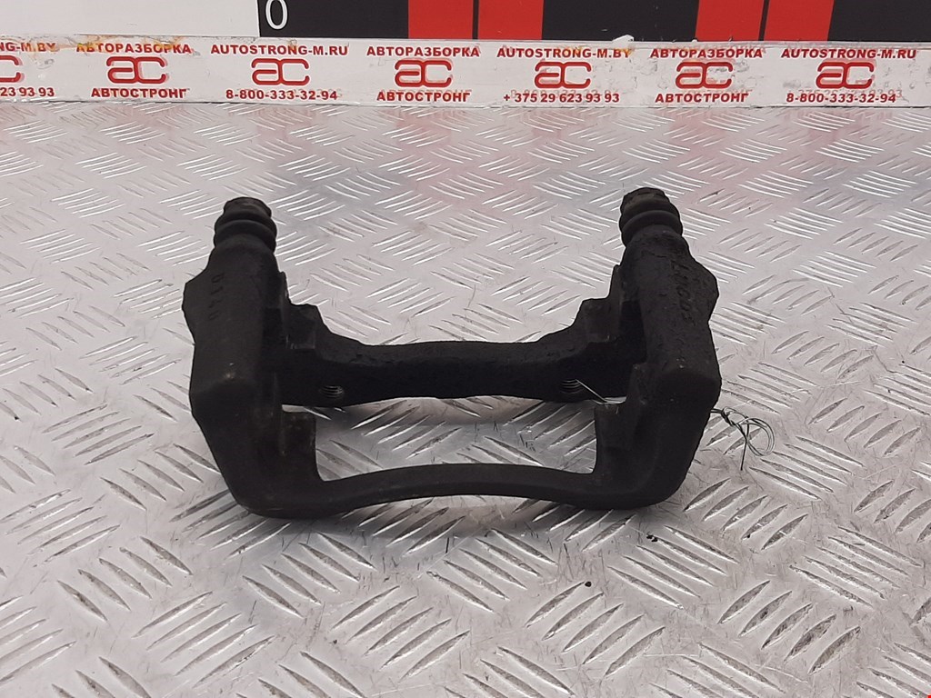 

Суппорт передний правый Peugeot 607, 607